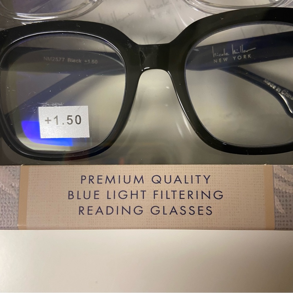 Blue Light Reading Glasses - Picture 3 of 6